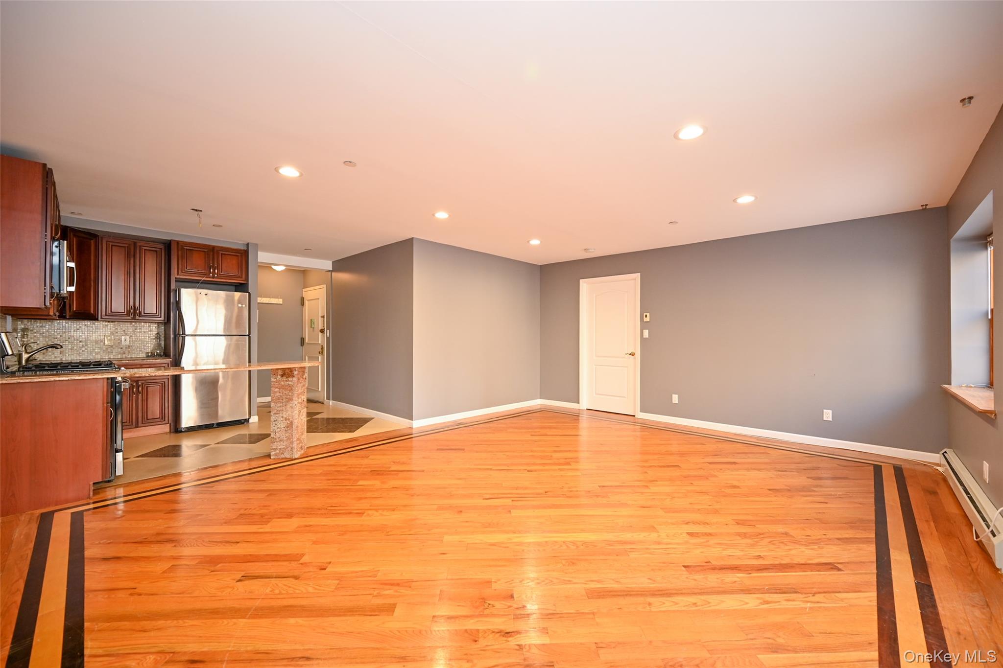 #5 photo, 108-27 63rd Avenue, Forest Hills , NY 11375