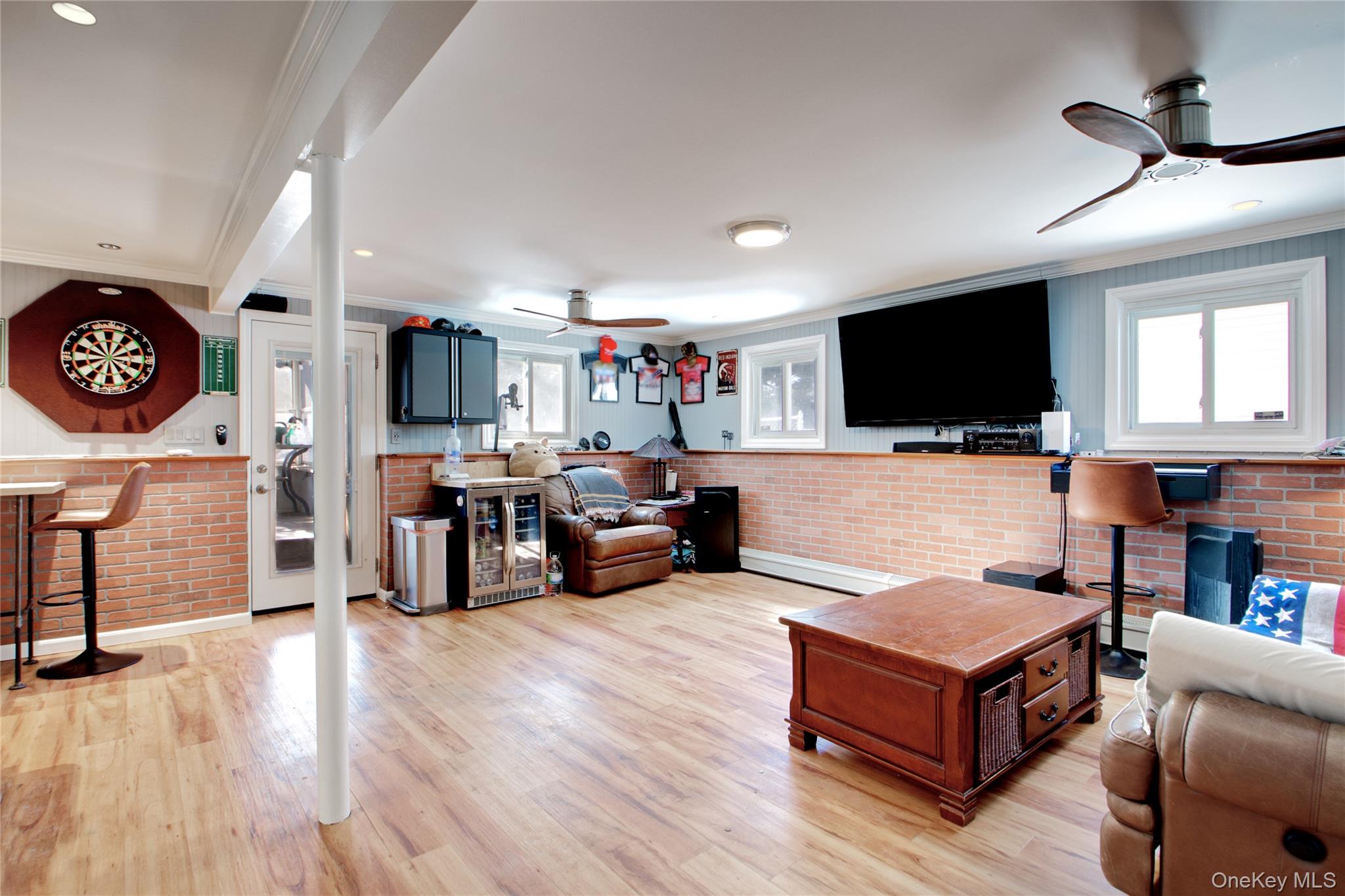 #16 photo, 192 Park Avenue, New Hyde Park , NY 11040