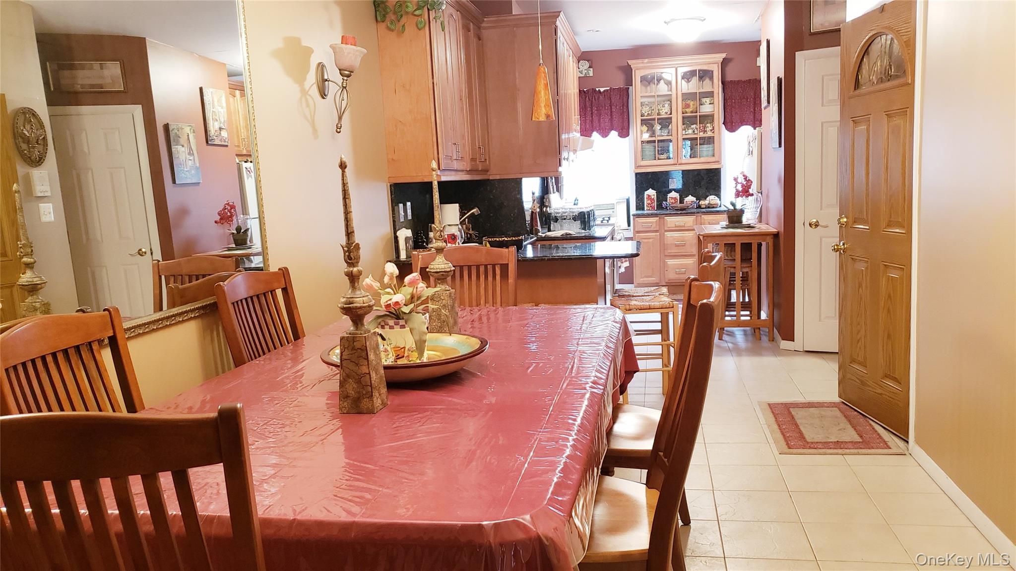 #7 photo, 517 51st Avenue, Long Island City , NY 11101