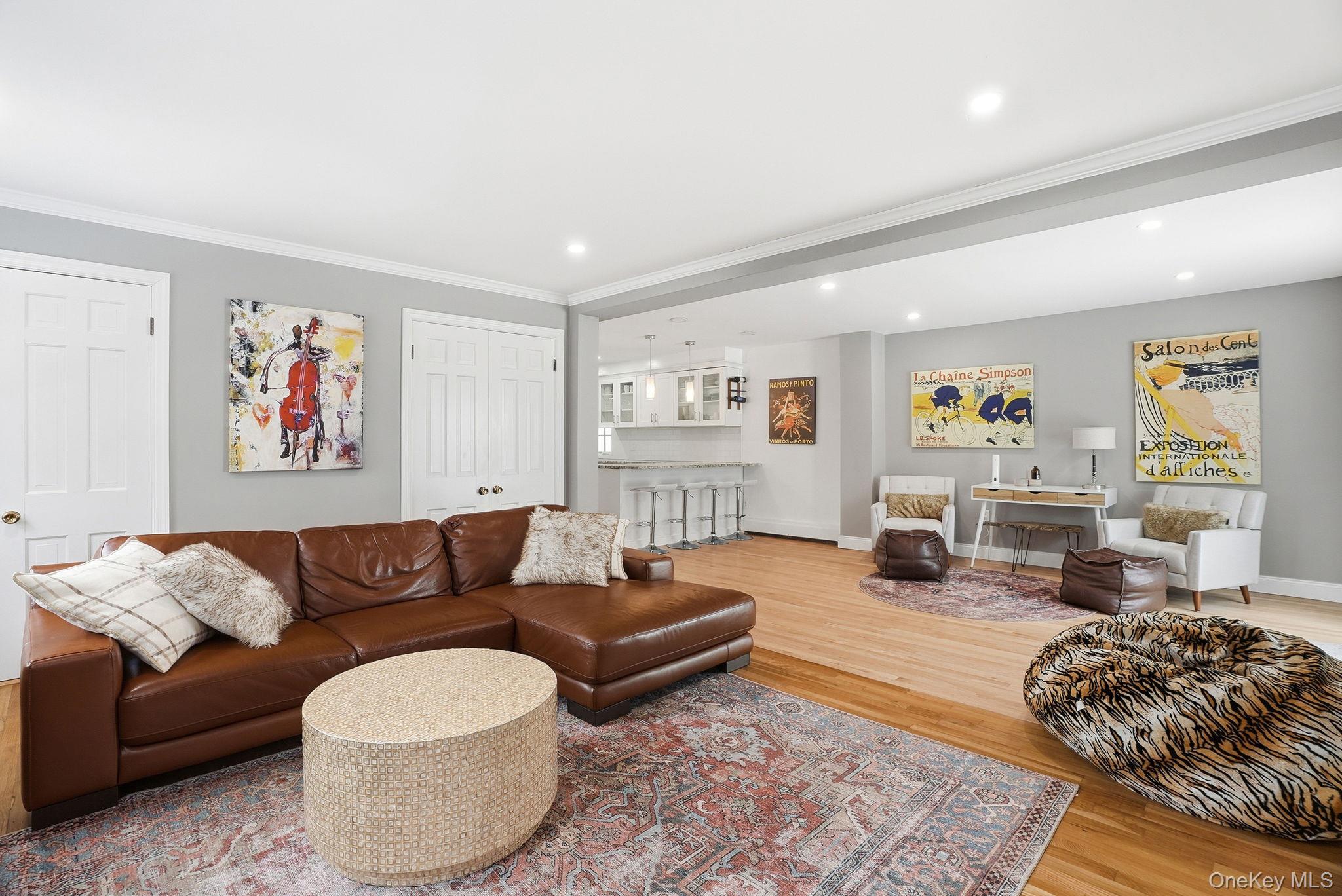 #11 photo, 15 Beech Hill Road, Scarsdale , NY 10583