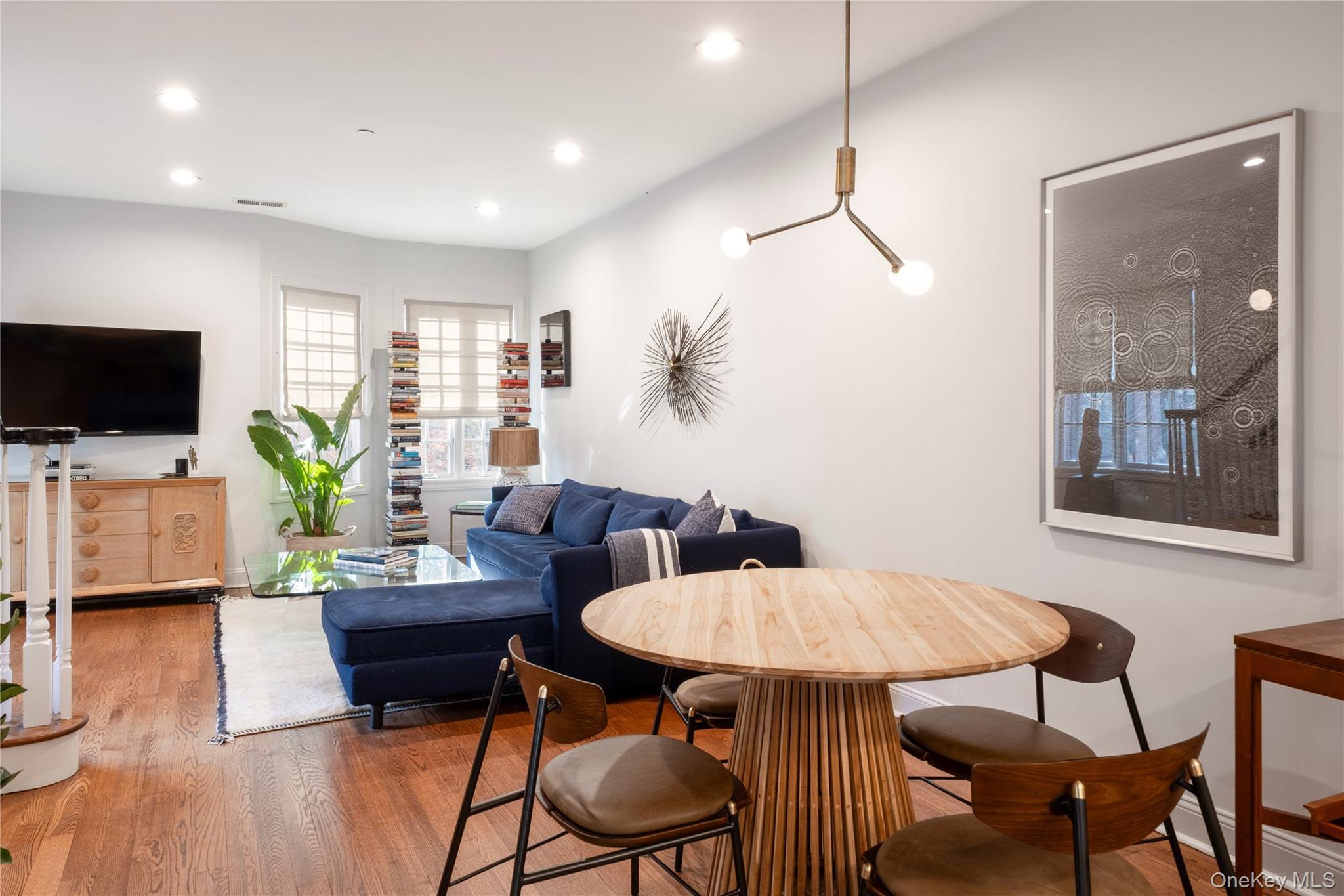 #12 photo, 39 1st Street, Pelham , NY 10803