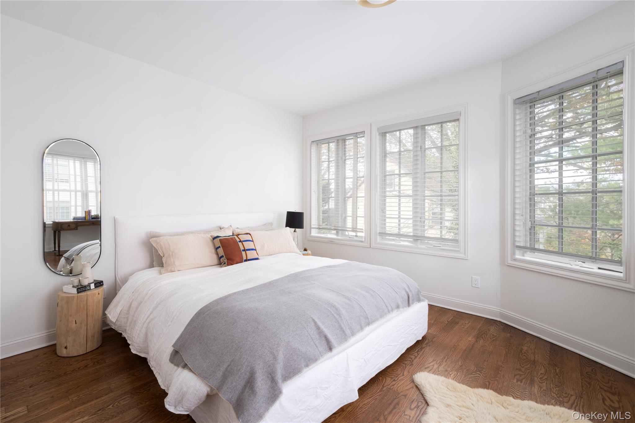 #18 photo, 39 1st Street, Pelham , NY 10803