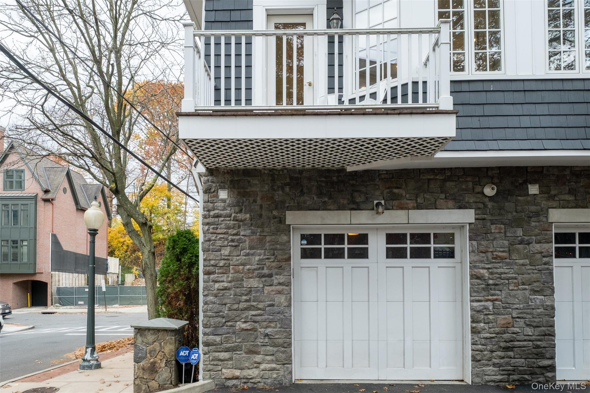 #4 photo, 39 1st Street, Pelham , NY 10803