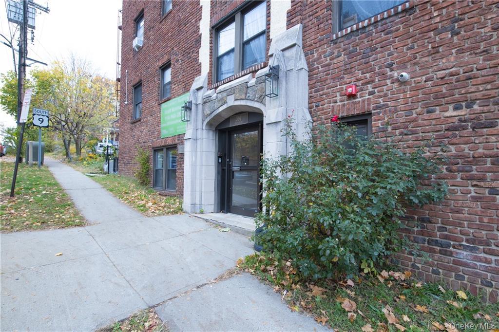 #13 photo, 381 Broadway, Dobbs Ferry , NY 10522