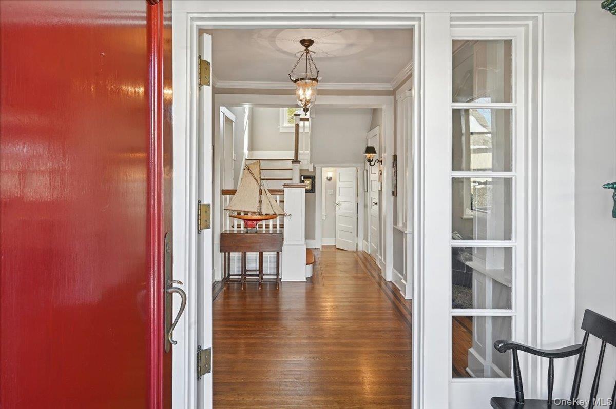 #2 photo, 31 Emerson Road, Larchmont , NY 10538