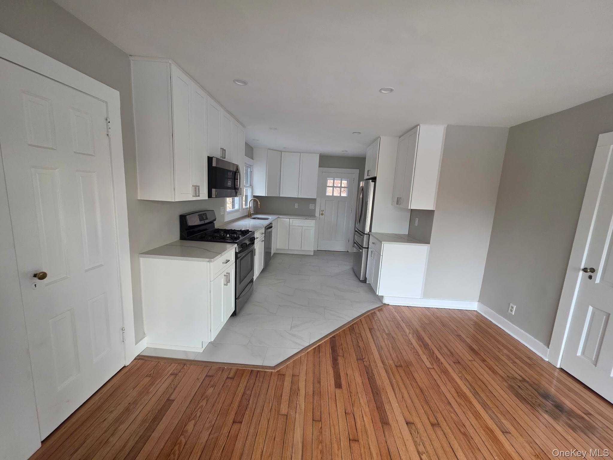 #14 photo, 263 South Mountain Road, New City , NY 10956