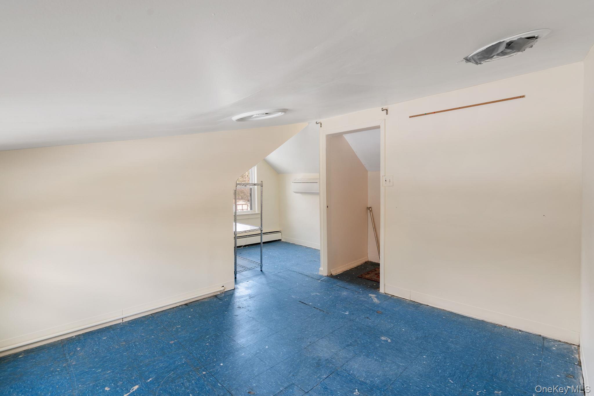 #18 photo, 476 Coldenham Road, Walden , NY 12586