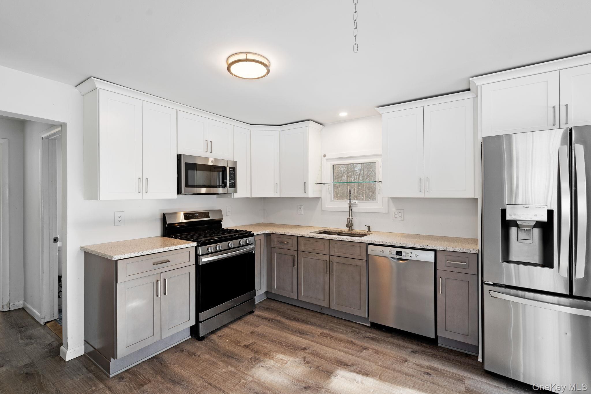 #3 photo, 476 Coldenham Road, Walden , NY 12586