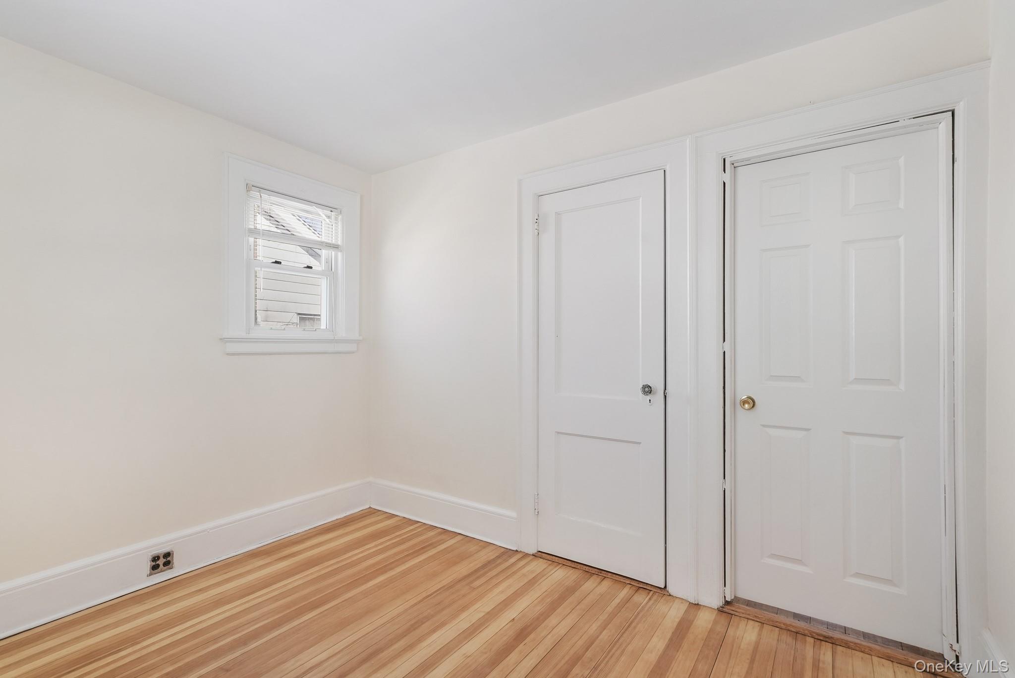 #16 photo, 137 Longview Avenue, White Plains , NY 10605