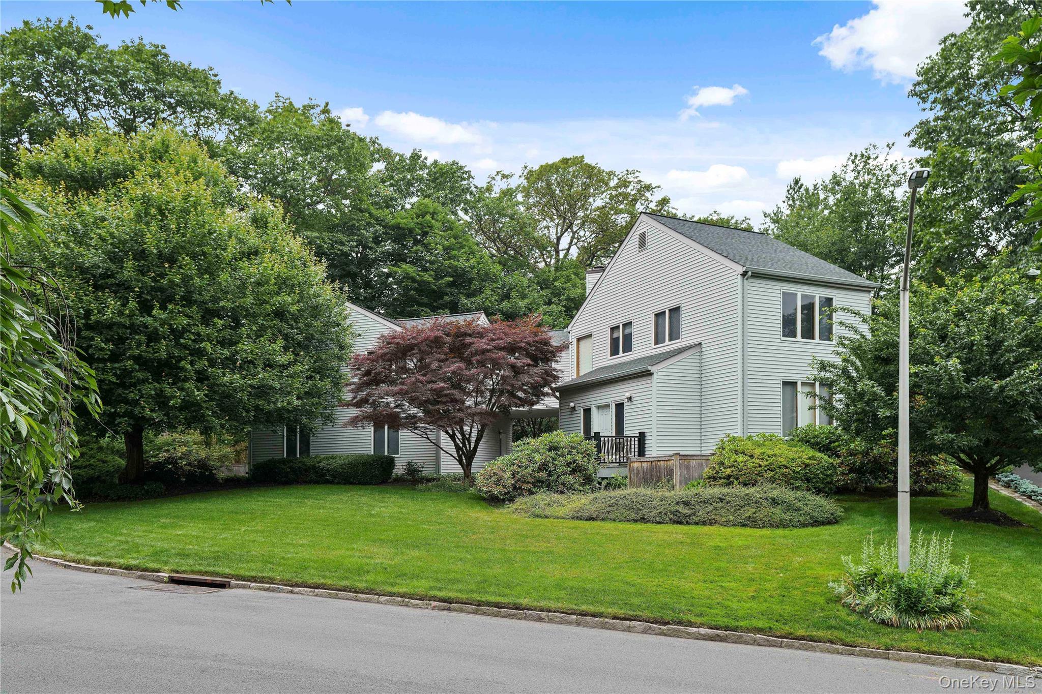 #2 photo, 130 Bramblebrook Road, Ardsley , NY 10502