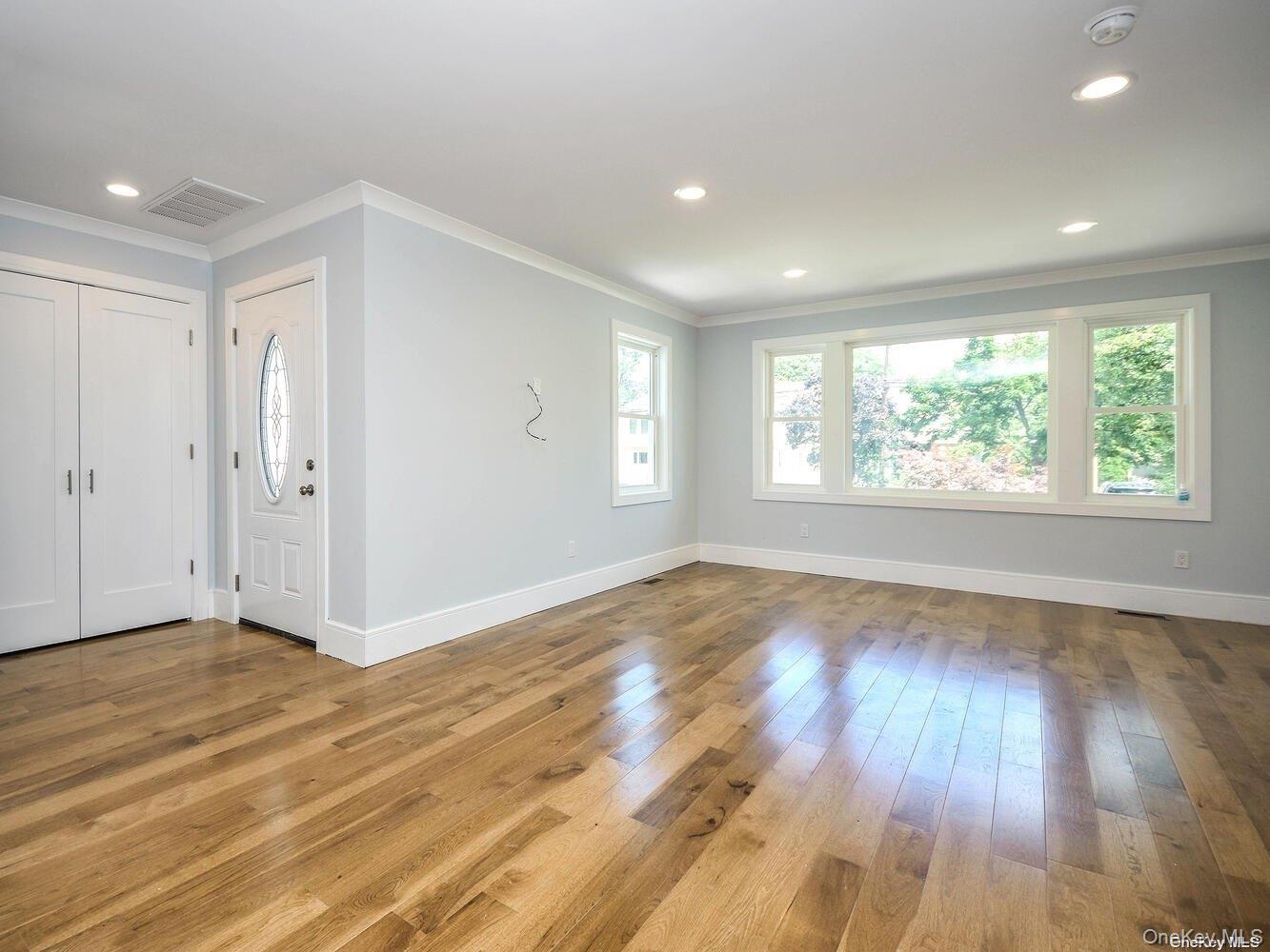 #2 photo, 59B Hickory Road, নাসাউ কাউন্টি Port Washington , NY 11050