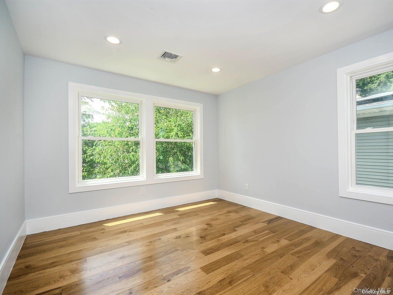 #9 photo, 59B Hickory Road, নাসাউ কাউন্টি Port Washington , NY 11050