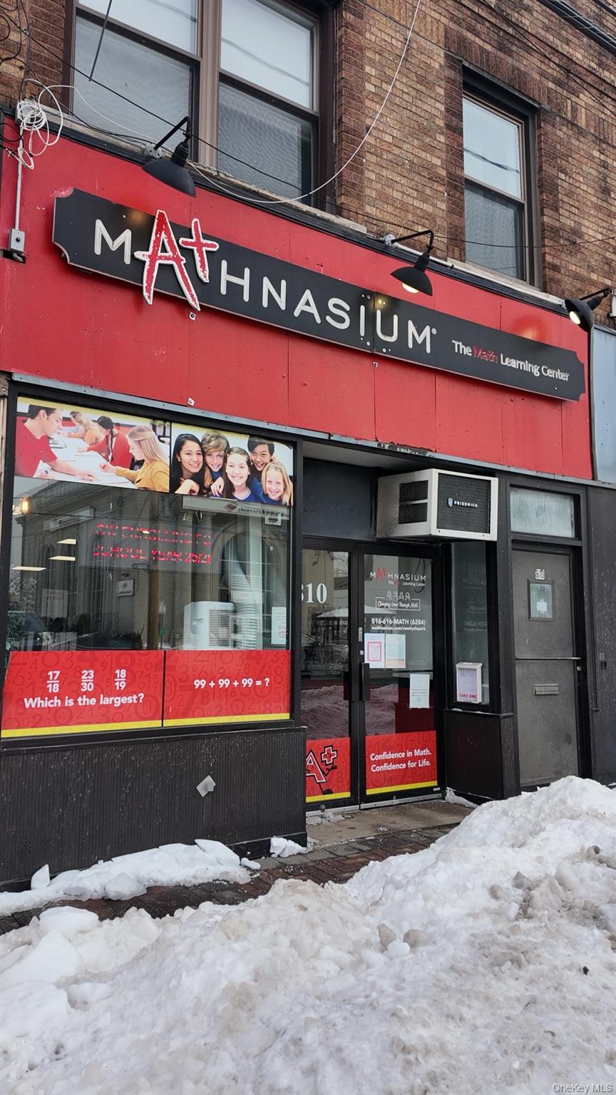 #1 photo, 810 Jericho Turnpike, New Hyde Park , NY 11040