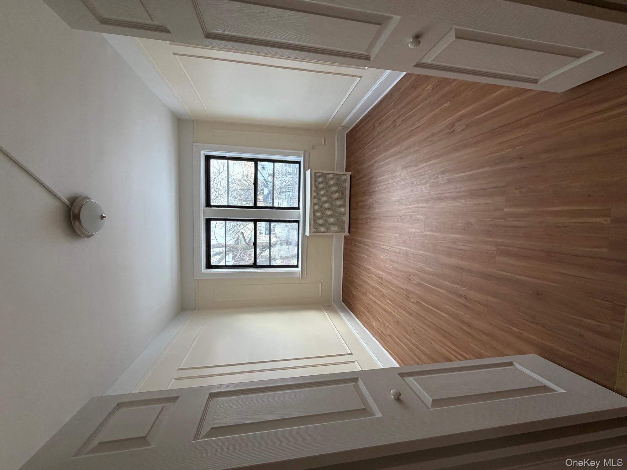 #8 photo, 810 Jericho Turnpike, New Hyde Park , NY 11040