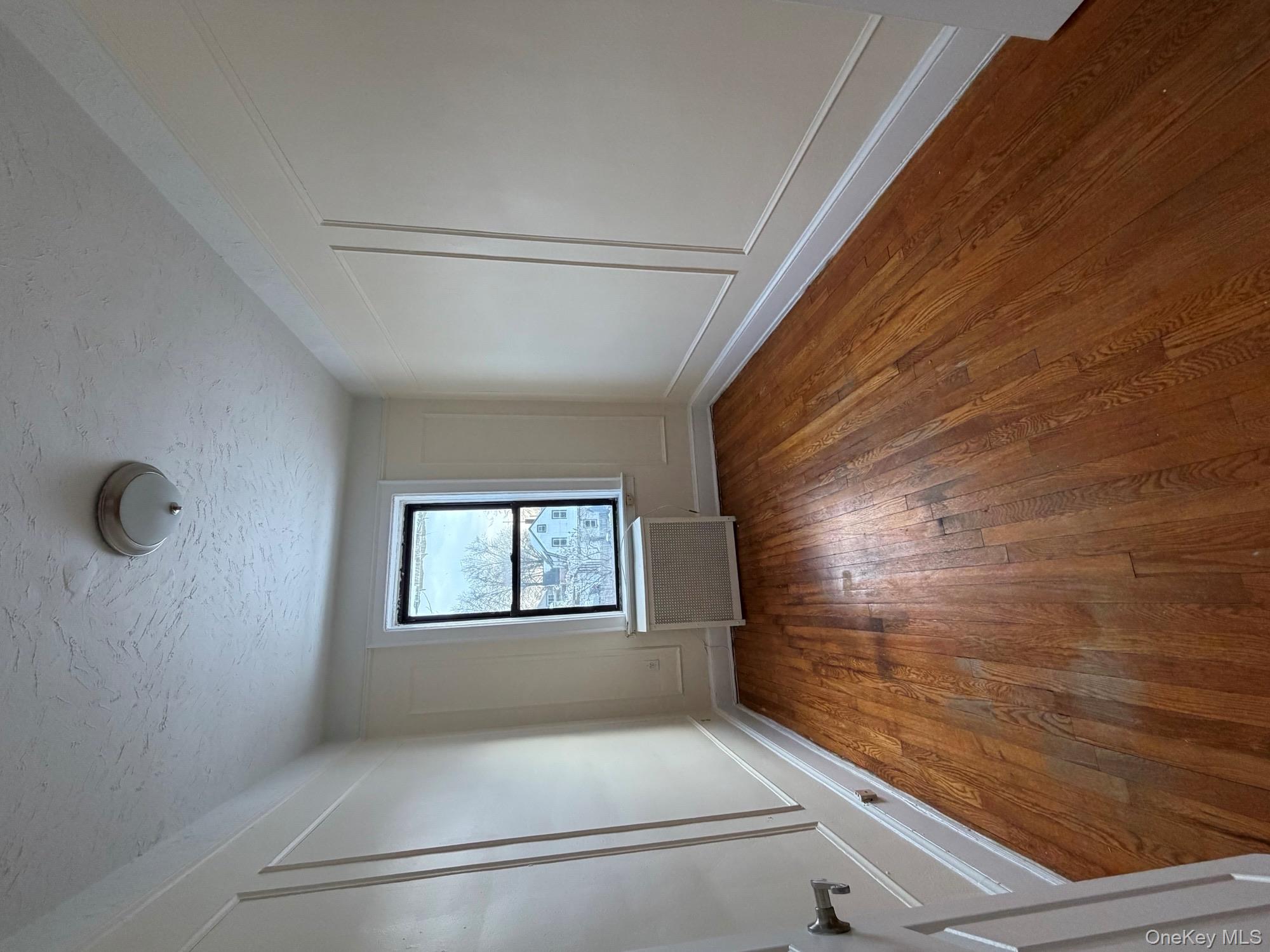 #9 photo, 810 Jericho Turnpike, New Hyde Park , NY 11040