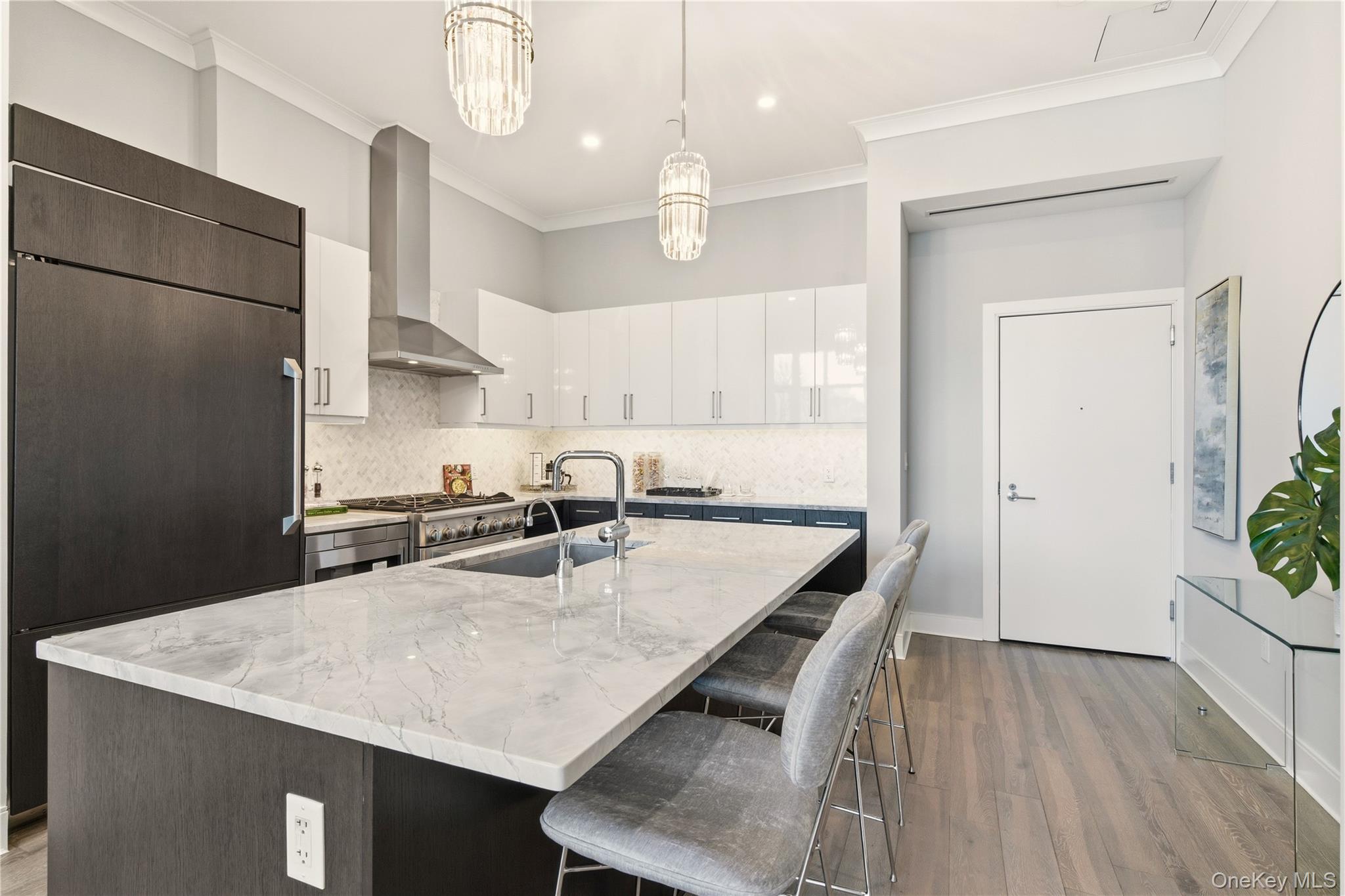 #13 photo, 100 Garvies Point Road, নাসাউ কাউন্টি Glen Cove , NY 11542