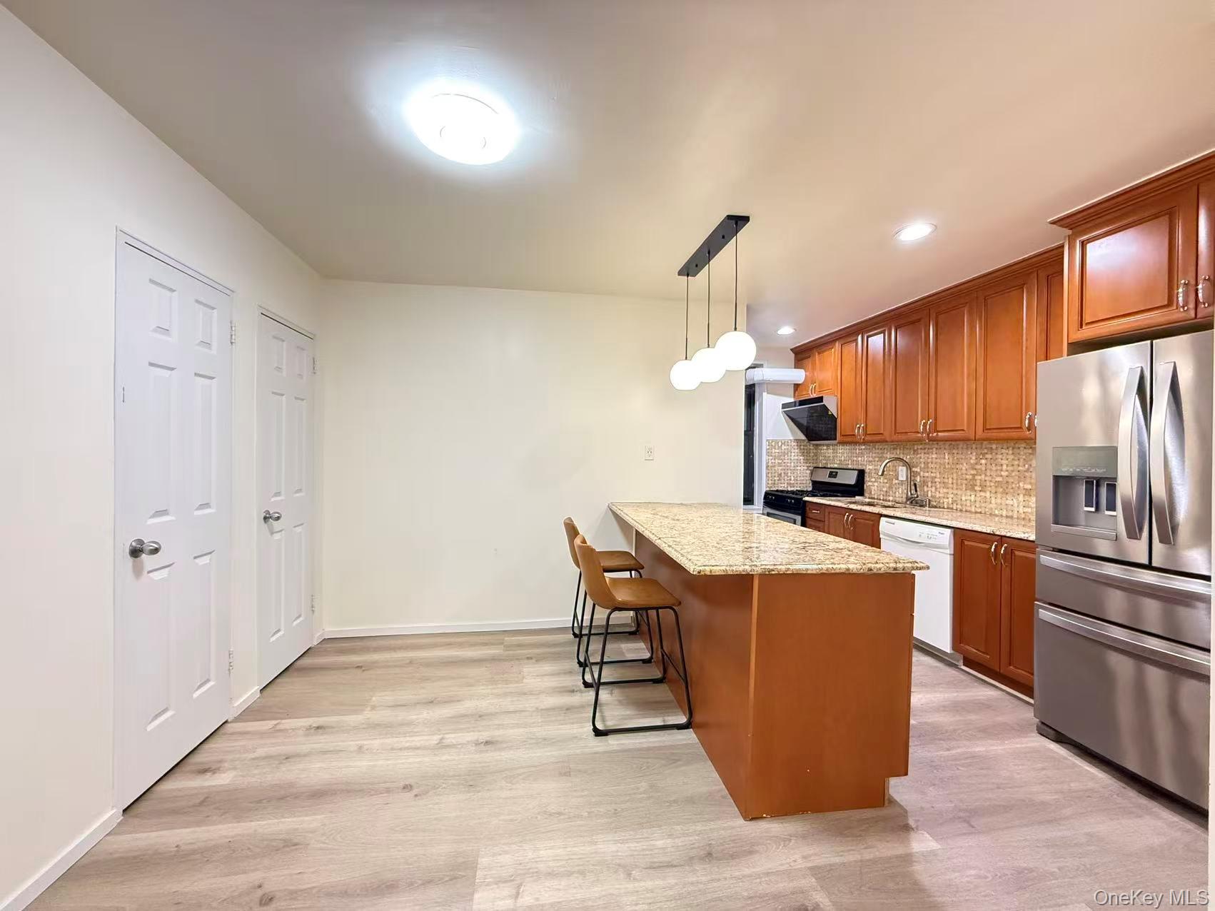 #4 photo, 38-15 149 Street, Flushing , NY 11354