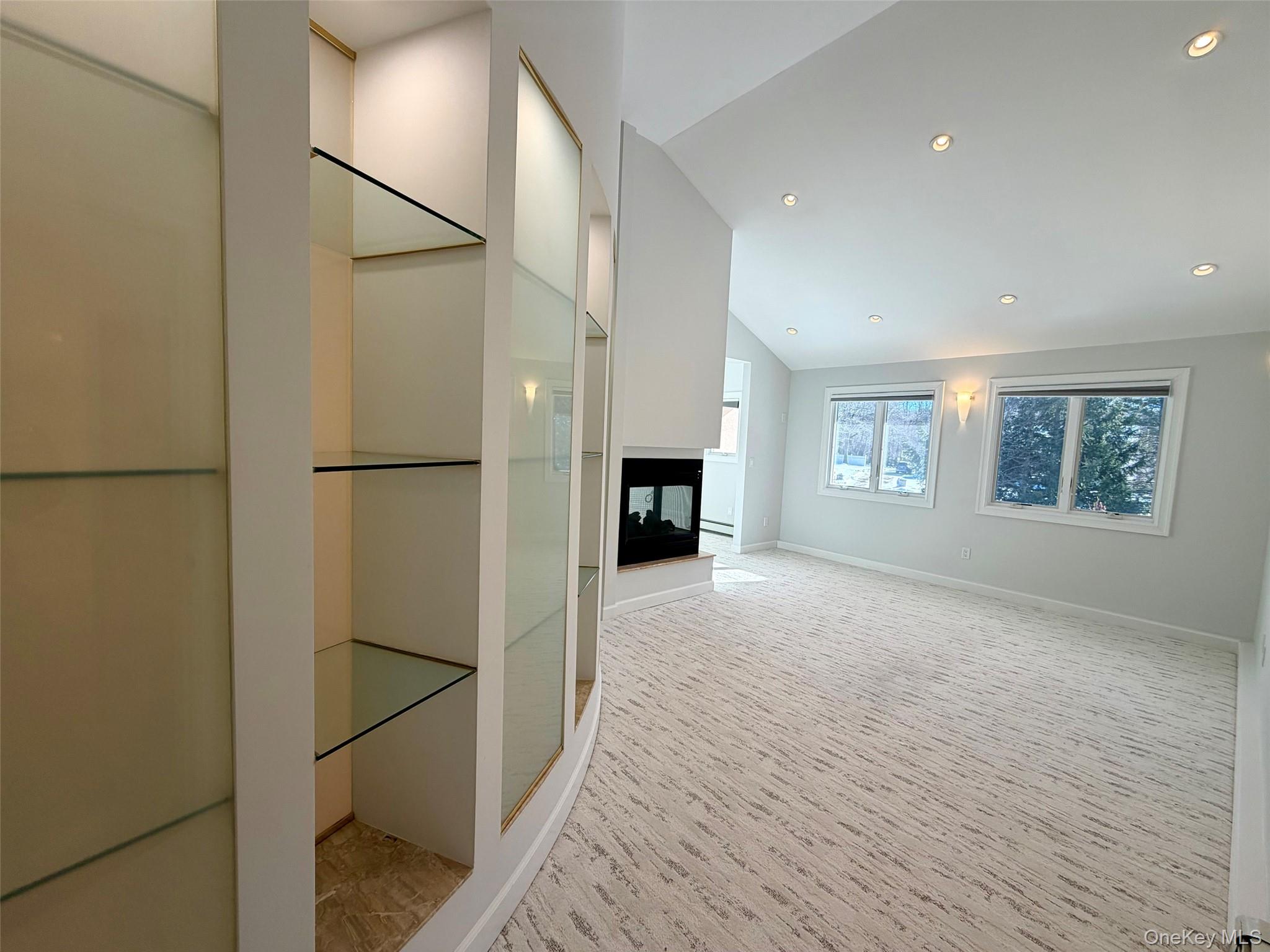 #17 photo, 5 Glen Hill Court, Dix Hills , NY 11746