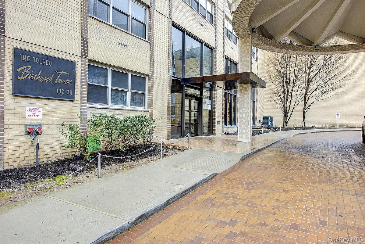 #20 photo, 102-30 66th Road, Forest Hills , NY 11375