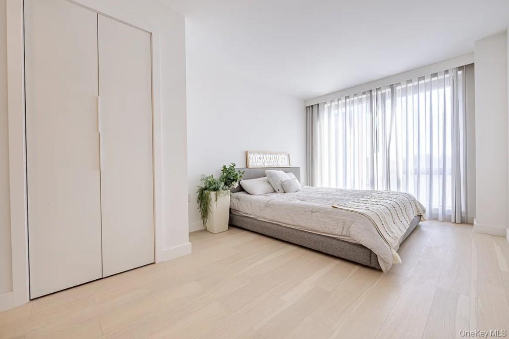 #7 photo, 14449 Northern Boulevard, Flushing , NY 11354