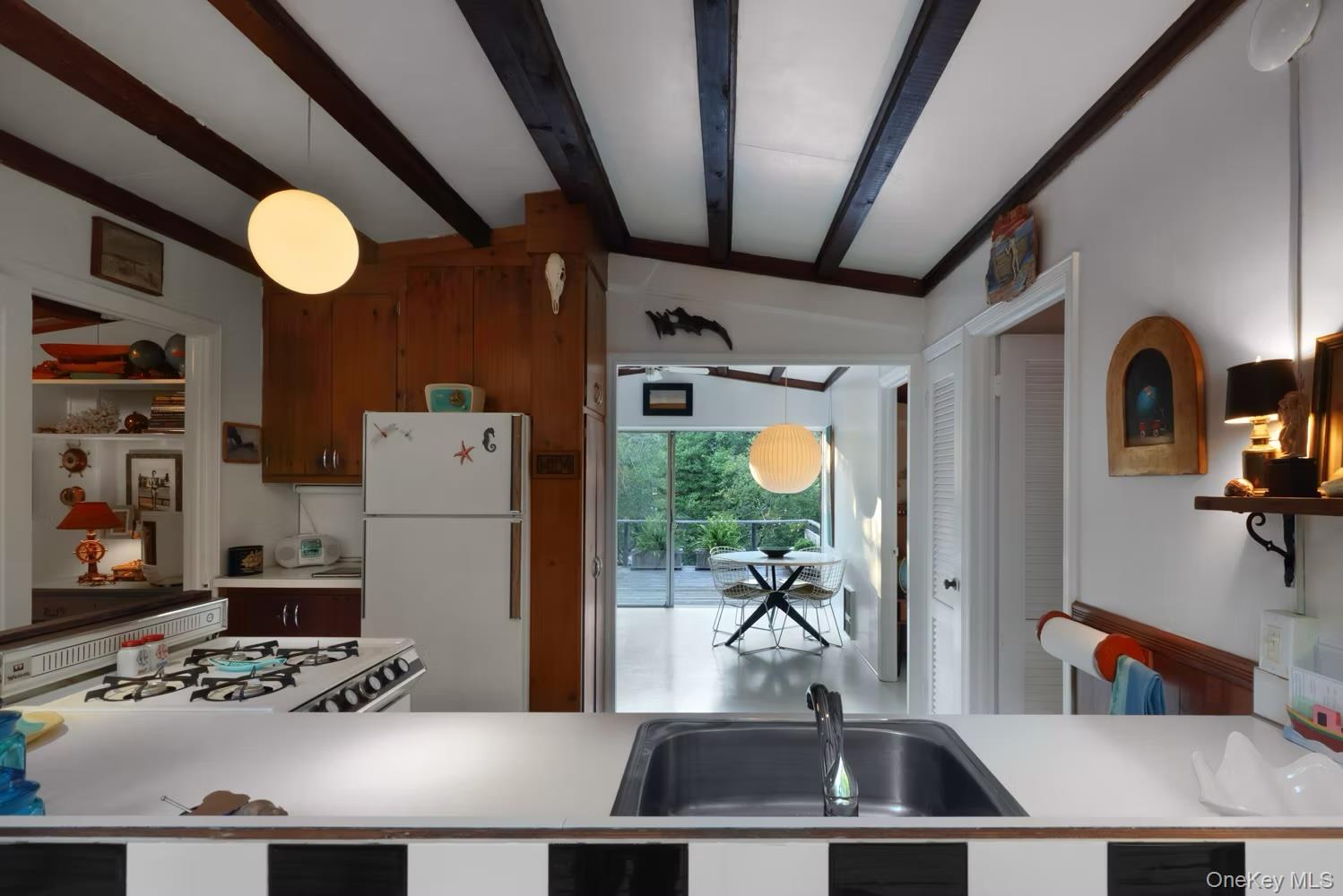 #7 photo, 284 Bay Walk, Fire Island Pines , NY 11782