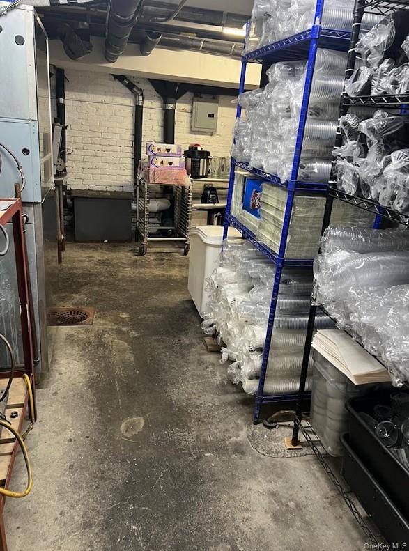 #17 photo, 24 Irving Avenue, Brooklyn , NY 11237