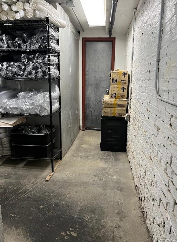 #20 photo, 24 Irving Avenue, Brooklyn , NY 11237