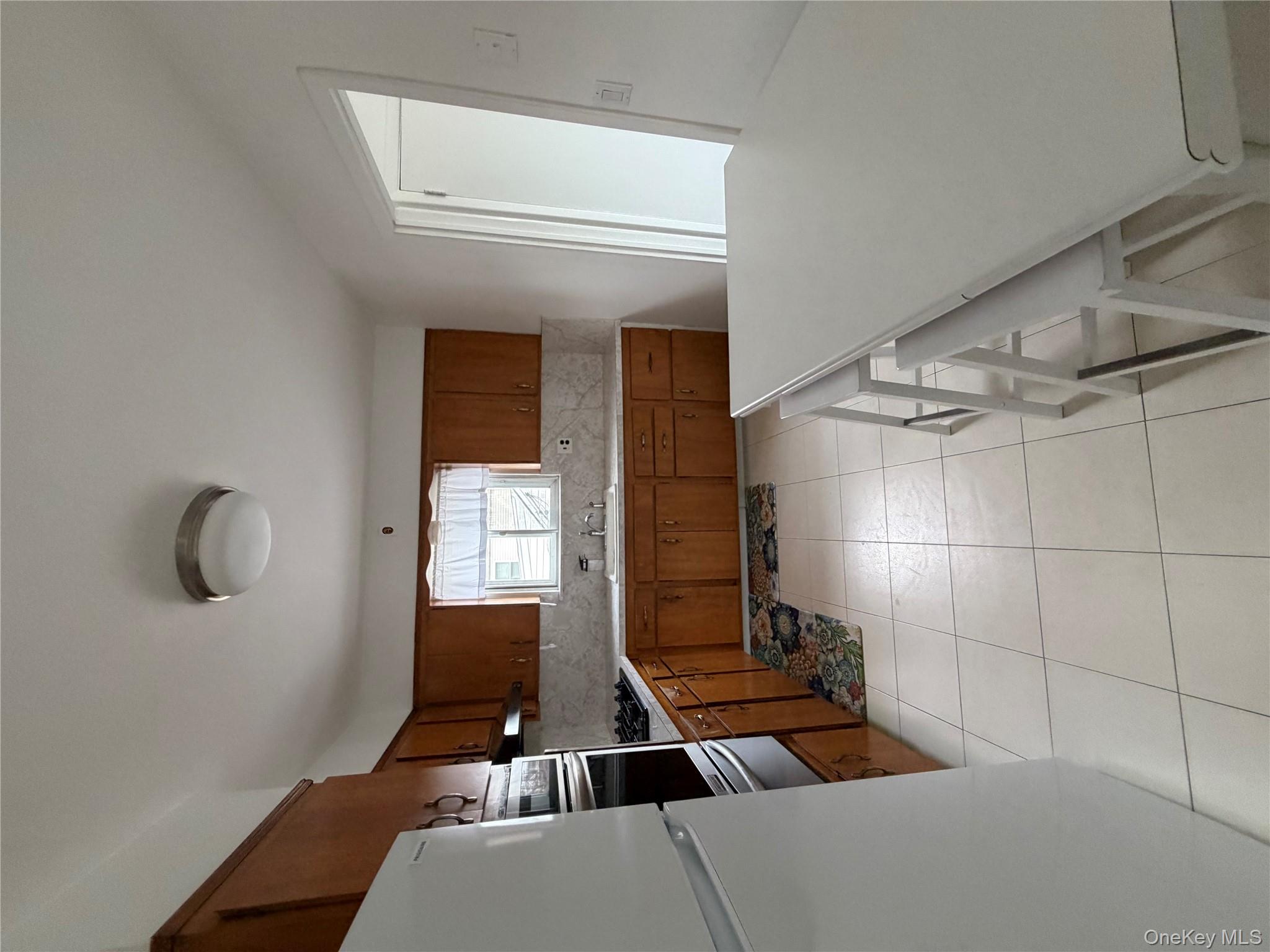 #3 photo, 194 Quebec Road, Island Park , NY 11558