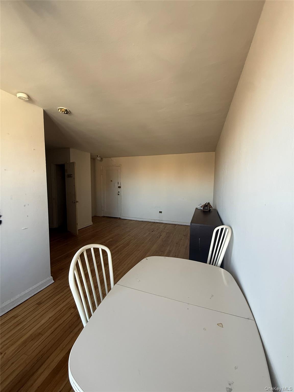 #5 photo, 67-25 Clyde Street, Forest Hills , NY 11375