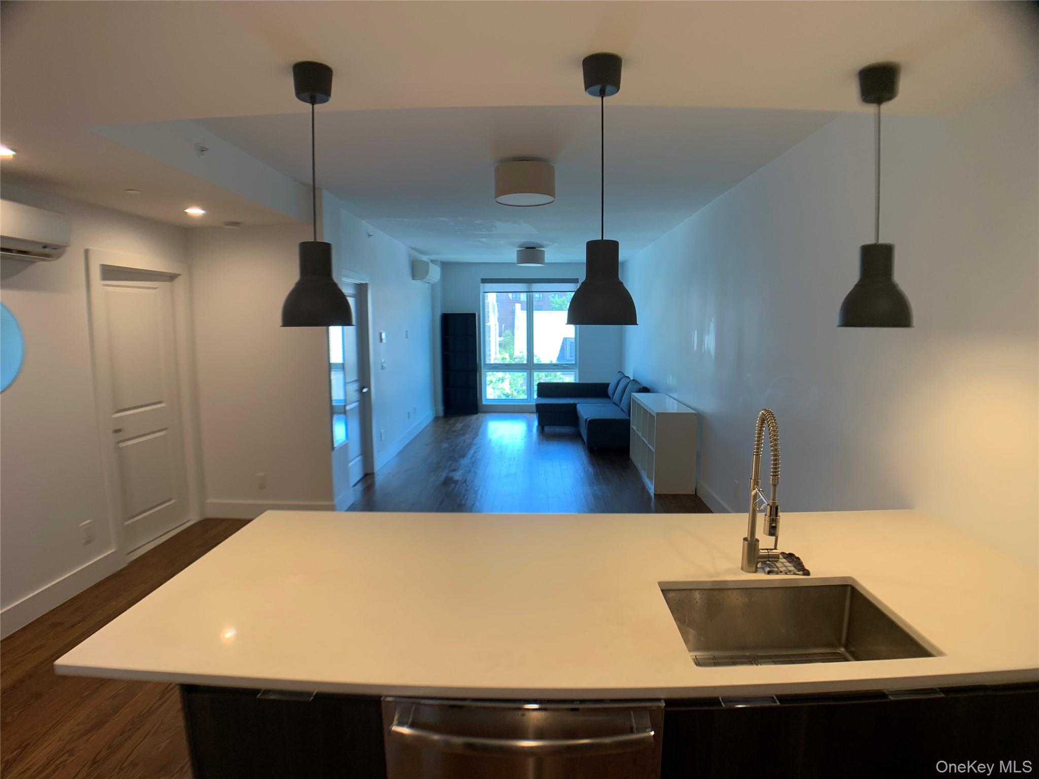 #5 photo, 10919 72nd Road, Forest Hills , NY 11375