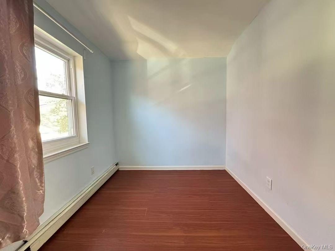 #5 photo, 6109 167th Street, কুইন্‌স Fresh Meadows , NY 11365