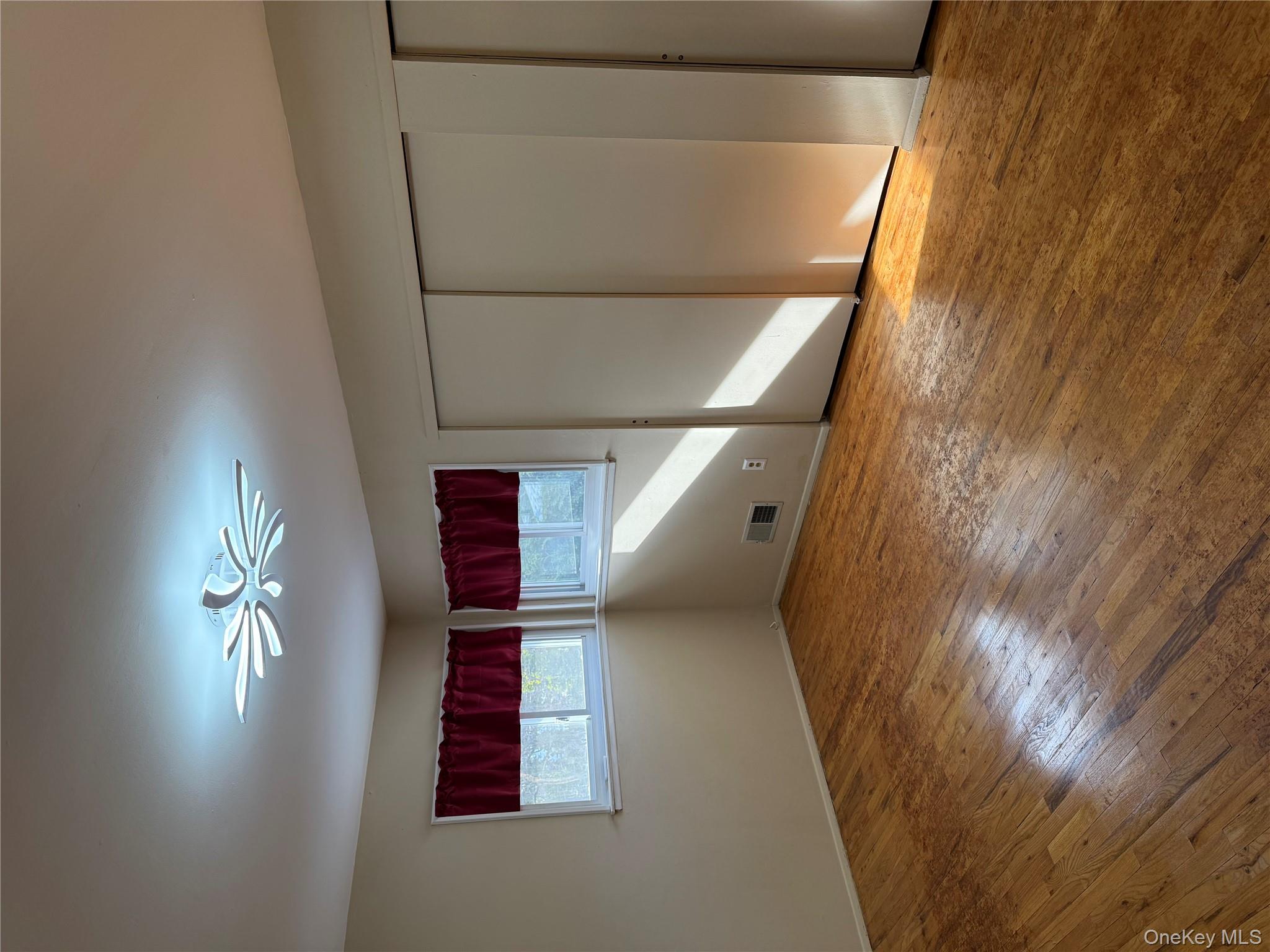 #11 photo, 192 E 5th Street, Deer Park , NY 11729