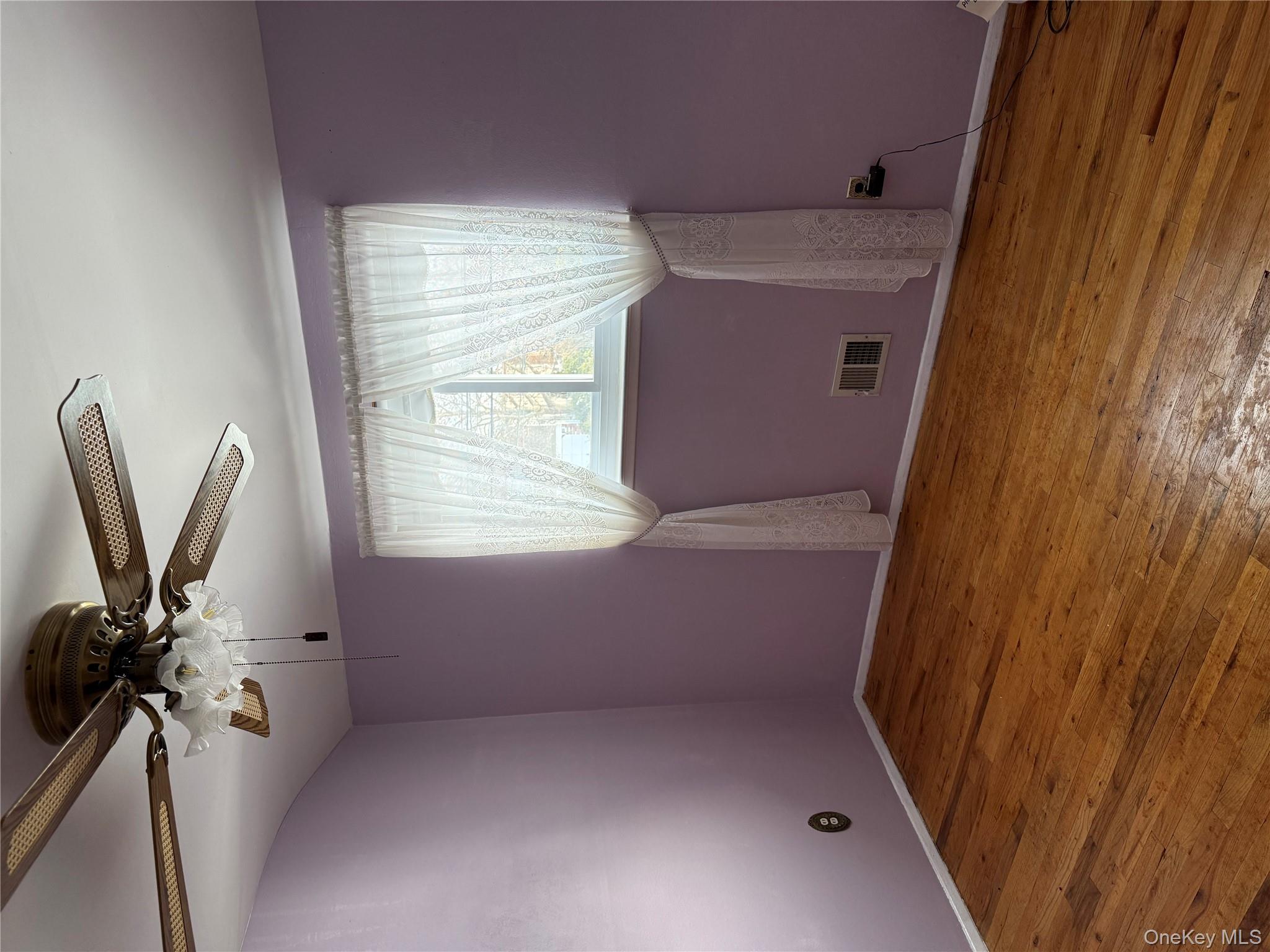 #14 photo, 192 E 5th Street, Deer Park , NY 11729