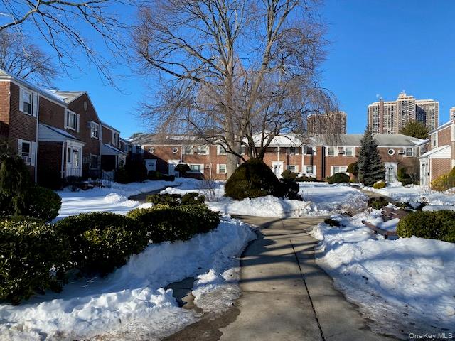 #1 photo, 260-29 73rd Avenue, কুইন্‌স Glen Oaks , NY 11004