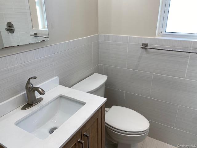 #11 photo, 260-29 73rd Avenue, কুইন্‌স Glen Oaks , NY 11004