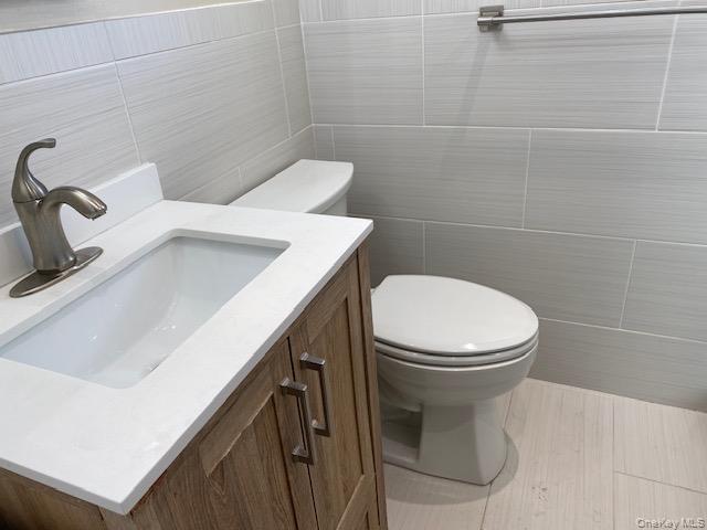 #12 photo, 260-29 73rd Avenue, কুইন্‌স Glen Oaks , NY 11004