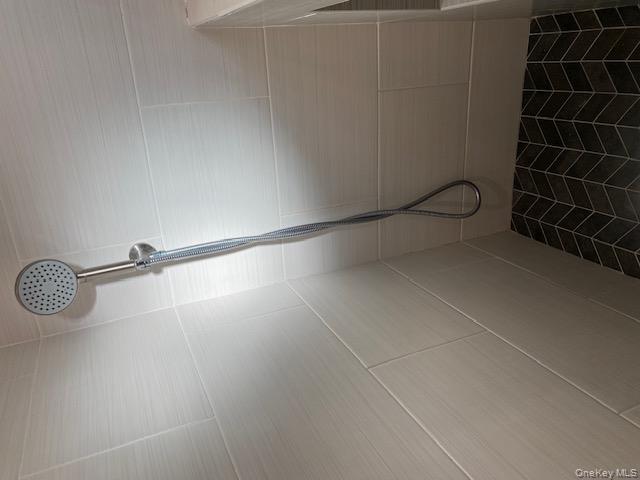 #13 photo, 260-29 73rd Avenue, কুইন্‌স Glen Oaks , NY 11004