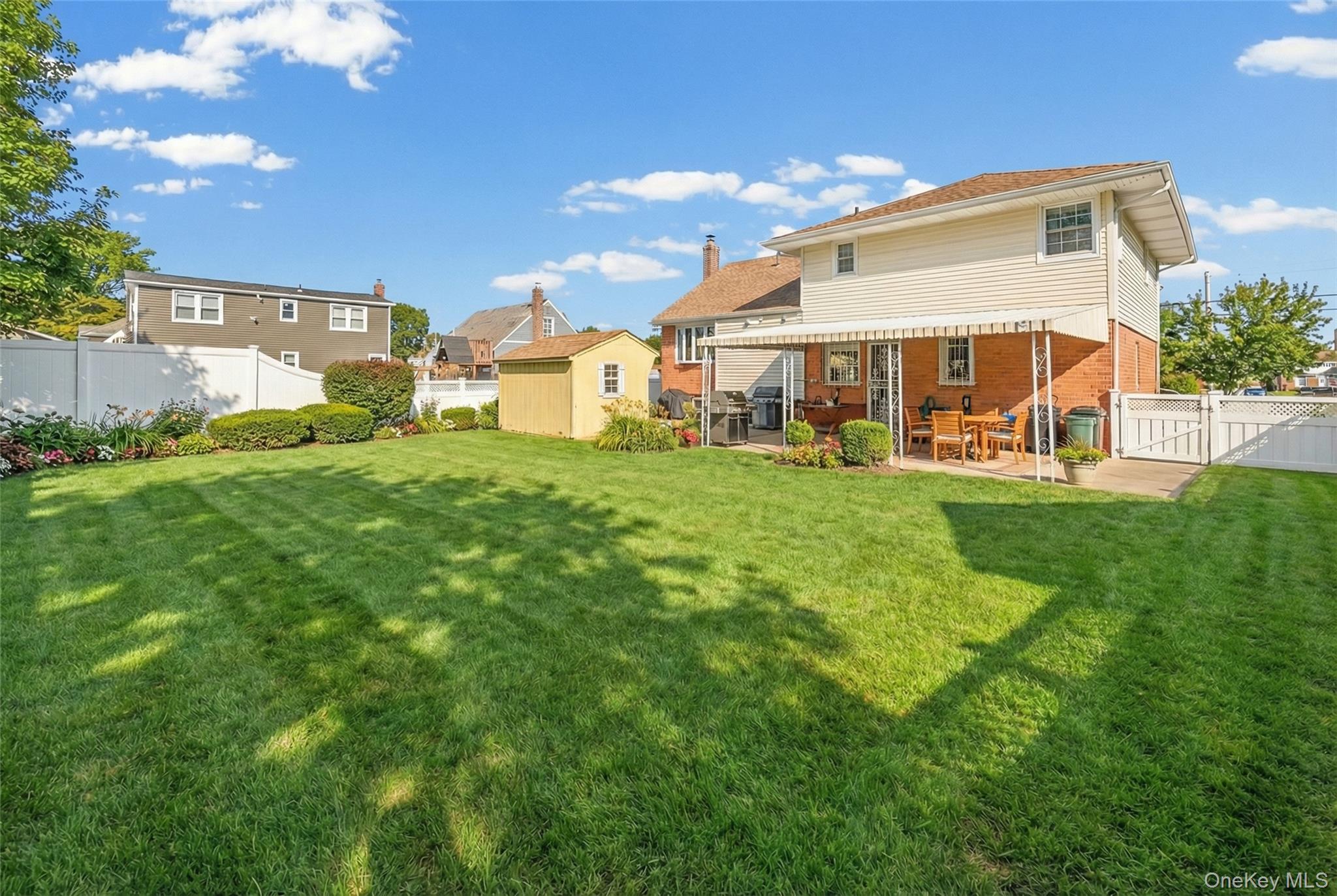 #2 photo, 95 Rhodes Avenue, Hempstead , NY 11550