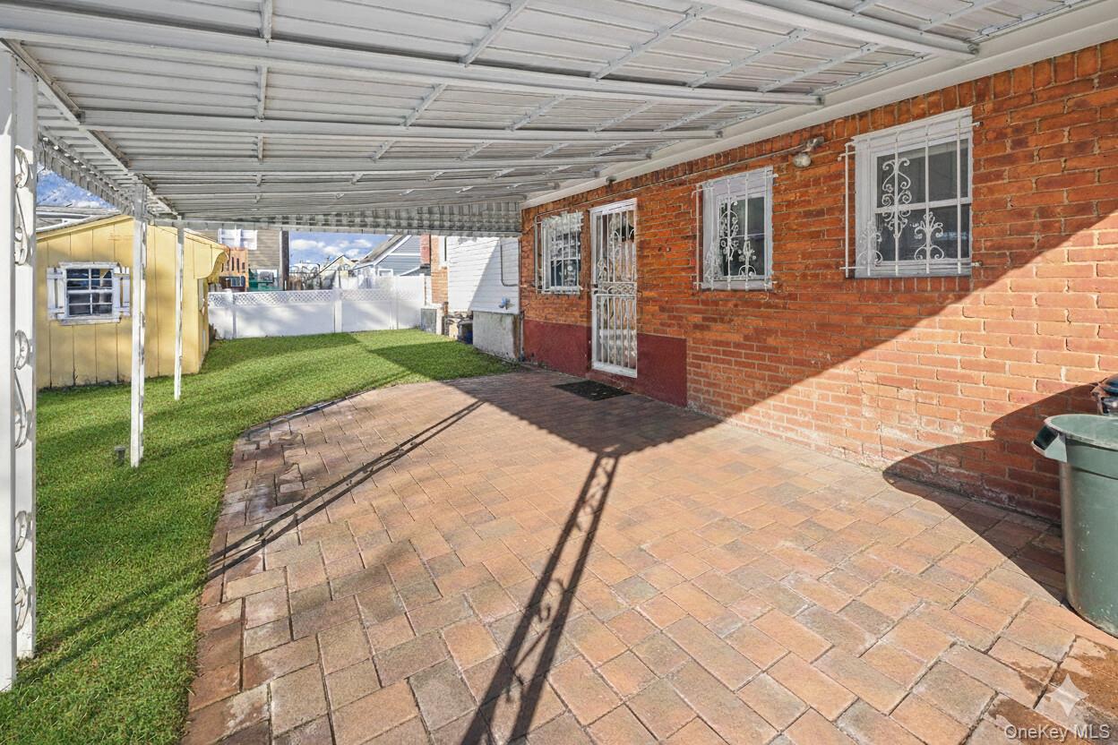 #5 photo, 95 Rhodes Avenue, Hempstead , NY 11550