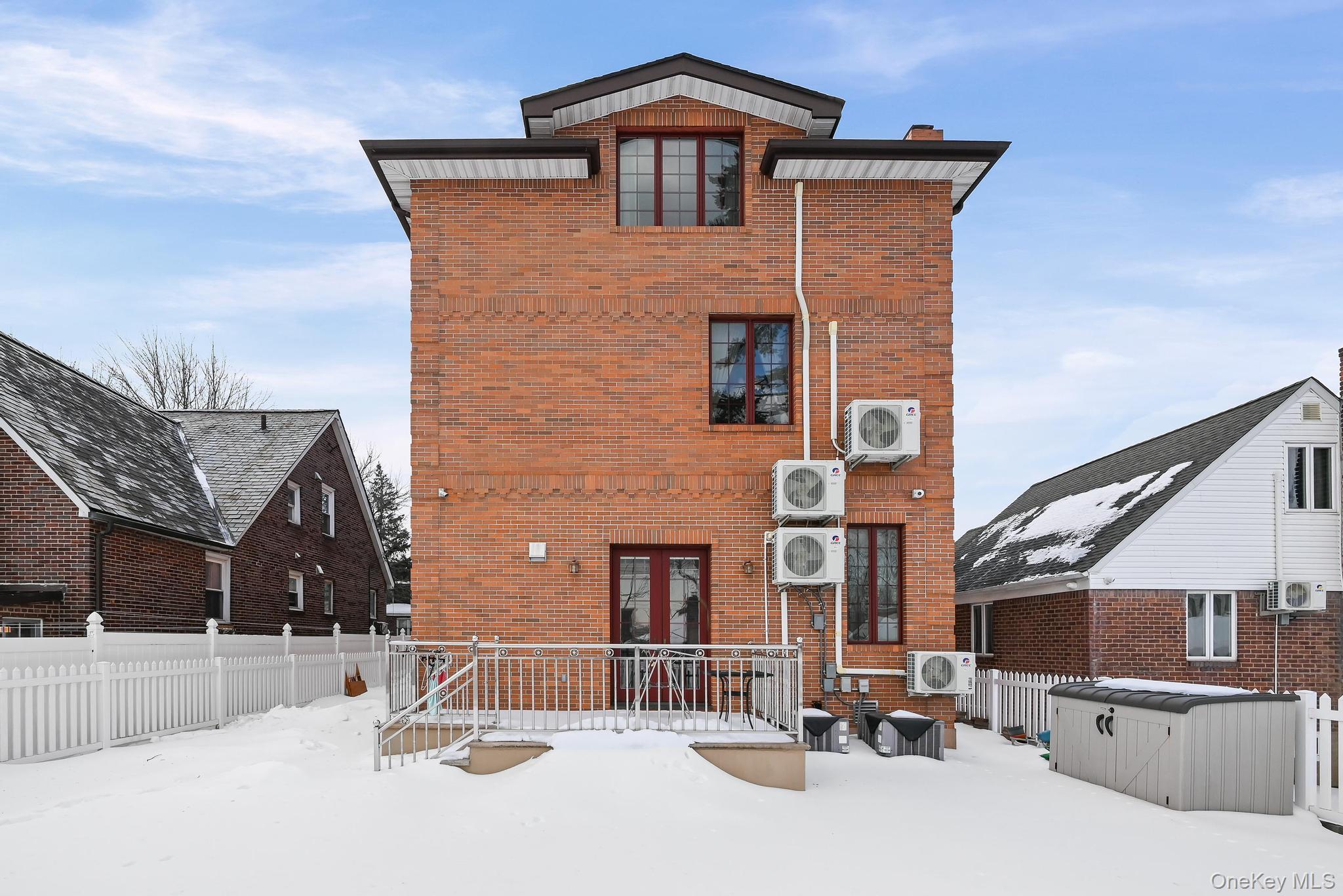 #5 photo, 6537 169th Street, קווינס Fresh Meadows , NY 11365