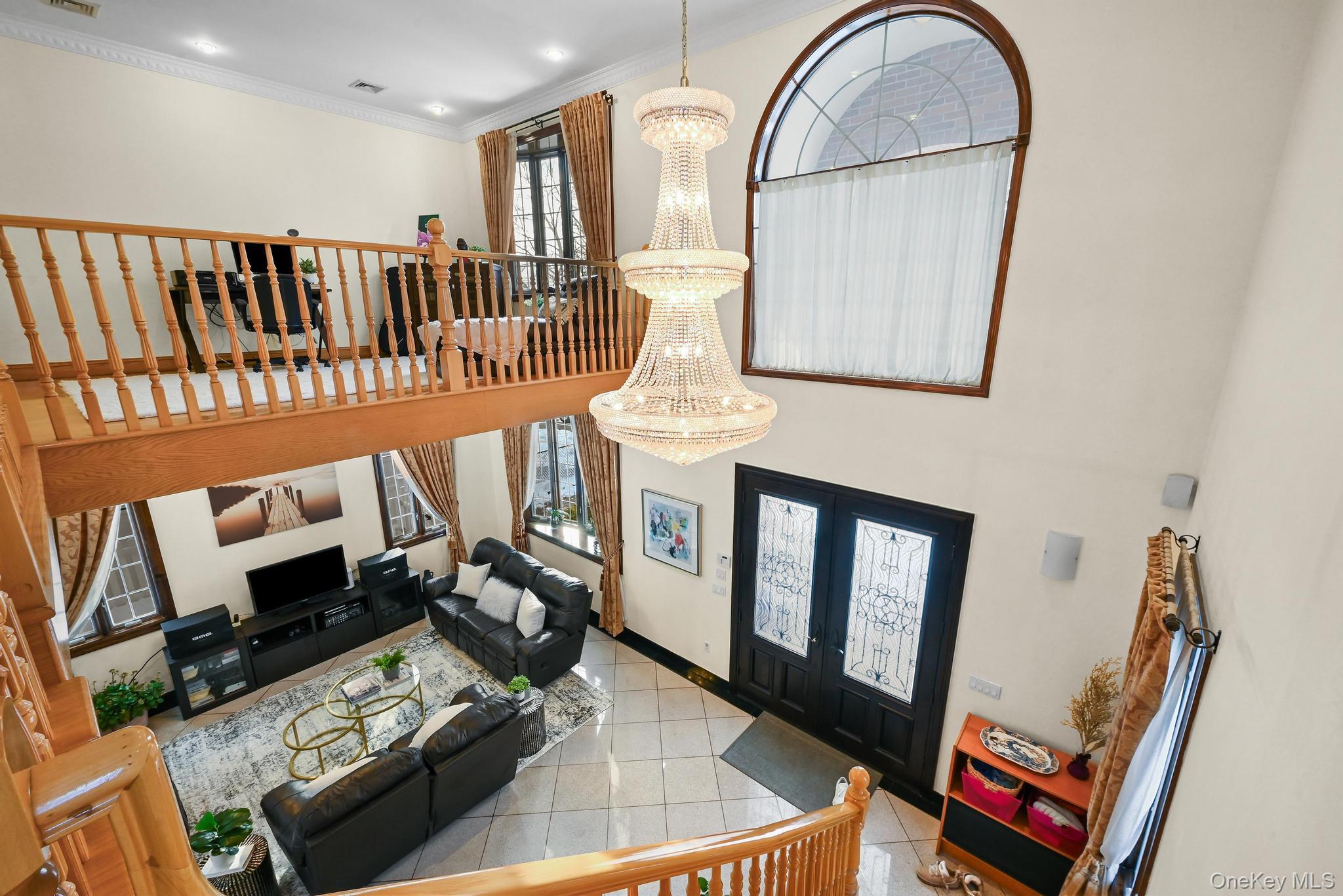 #7 photo, 6537 169th Street, קווינס Fresh Meadows , NY 11365