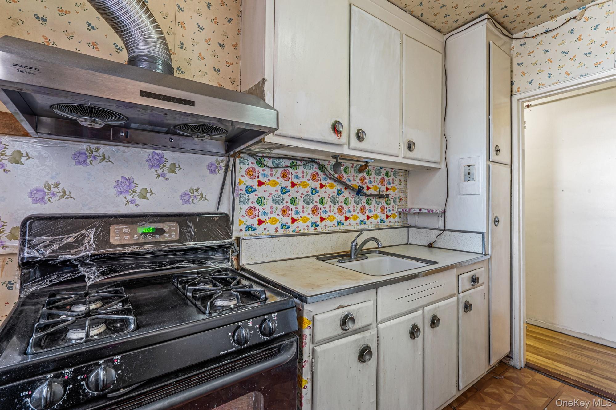 #14 photo, 25-34 Union Street, Flushing , NY 11354