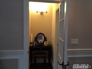 #18 photo, 48-15 Overbrook Street, Douglaston , NY 11362