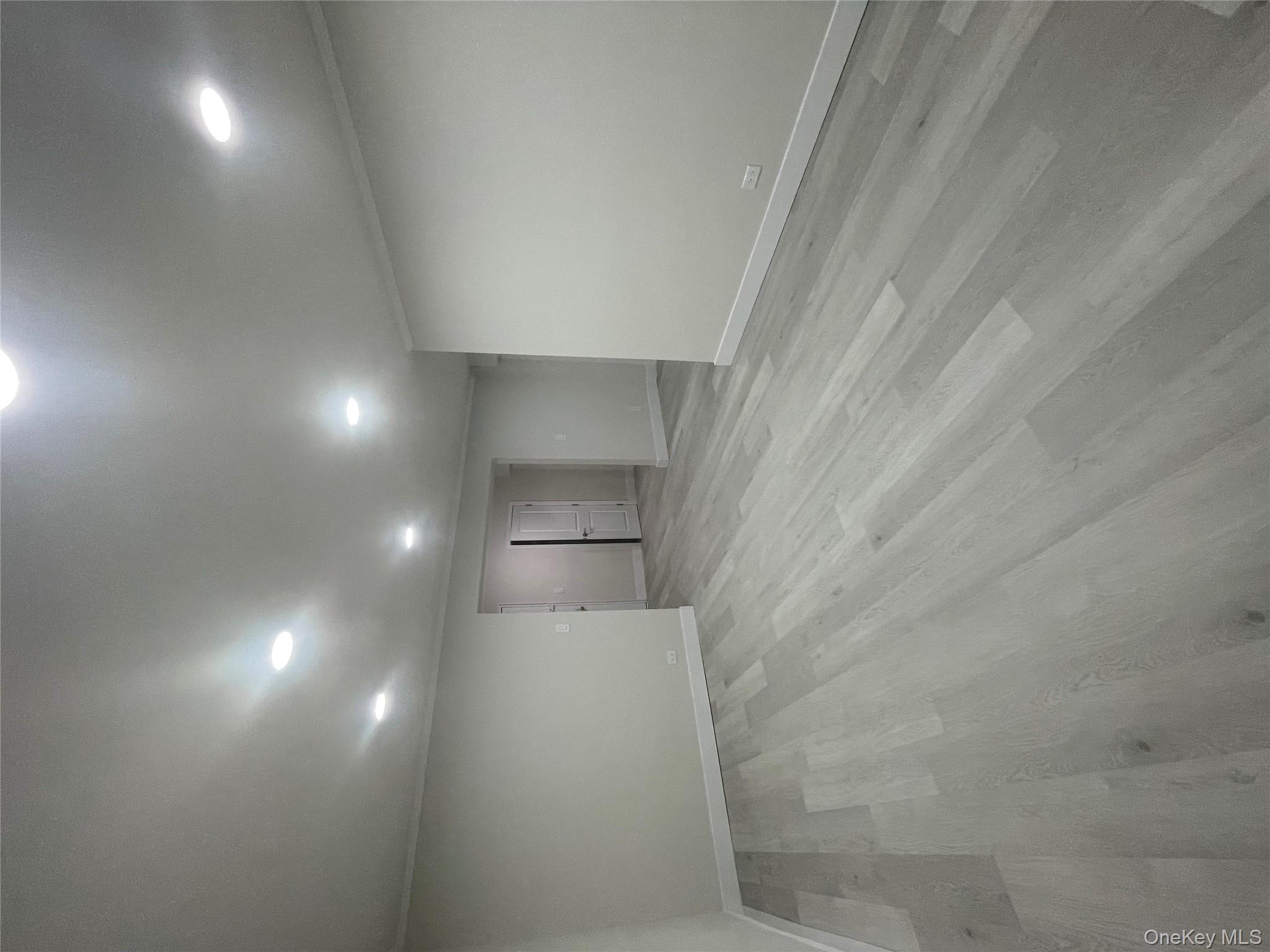 #20 photo, 83-83 118 Street, Kew Gardens , NY 11415