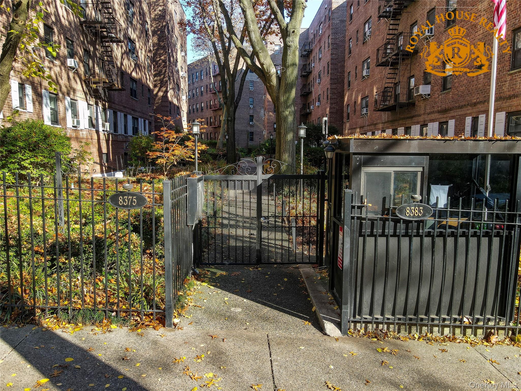 #4 photo, 83-83 118 Street, Kew Gardens , NY 11415