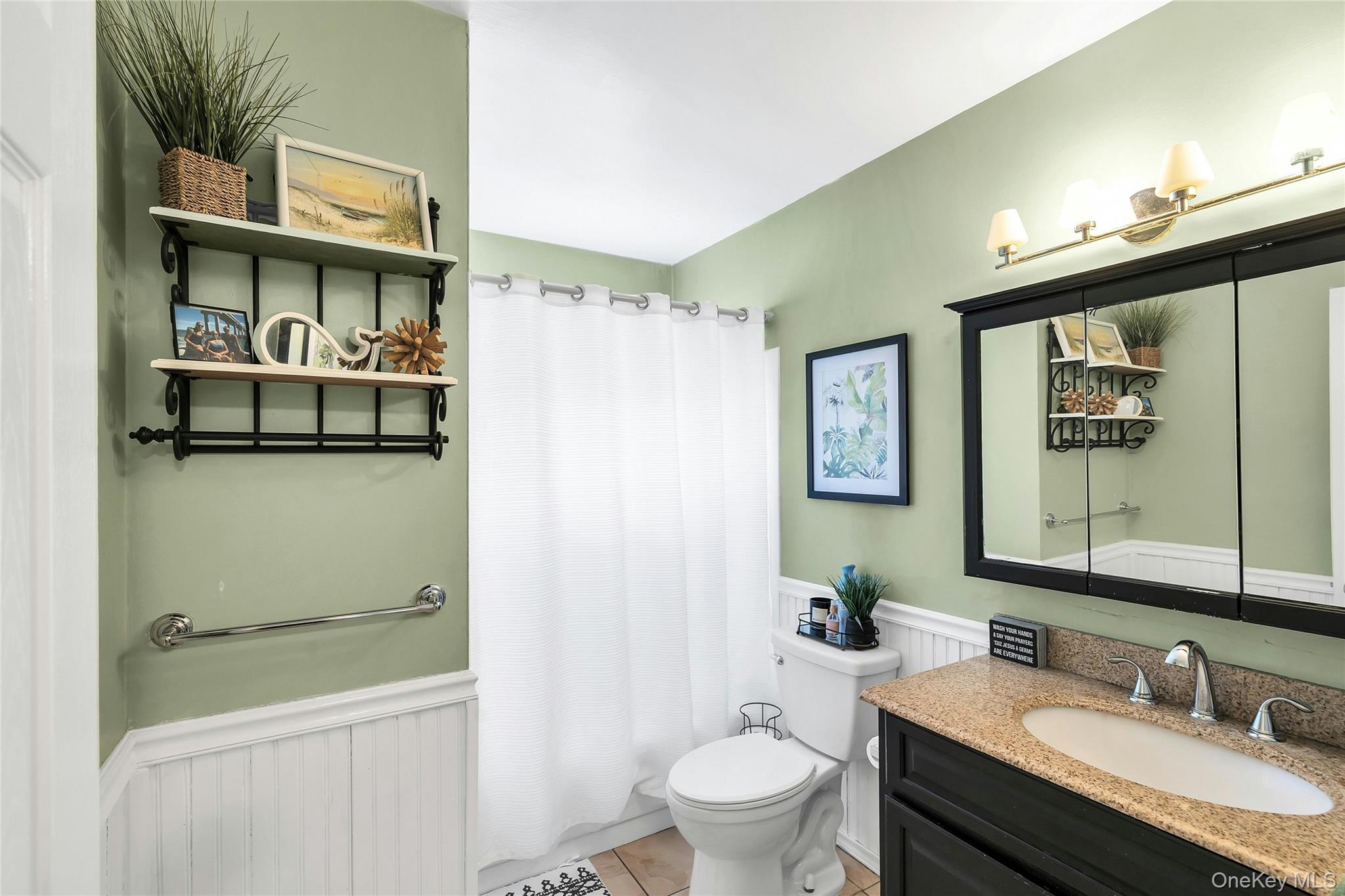 #15 photo, 53 Calvert Avenue, Commack , NY 11725