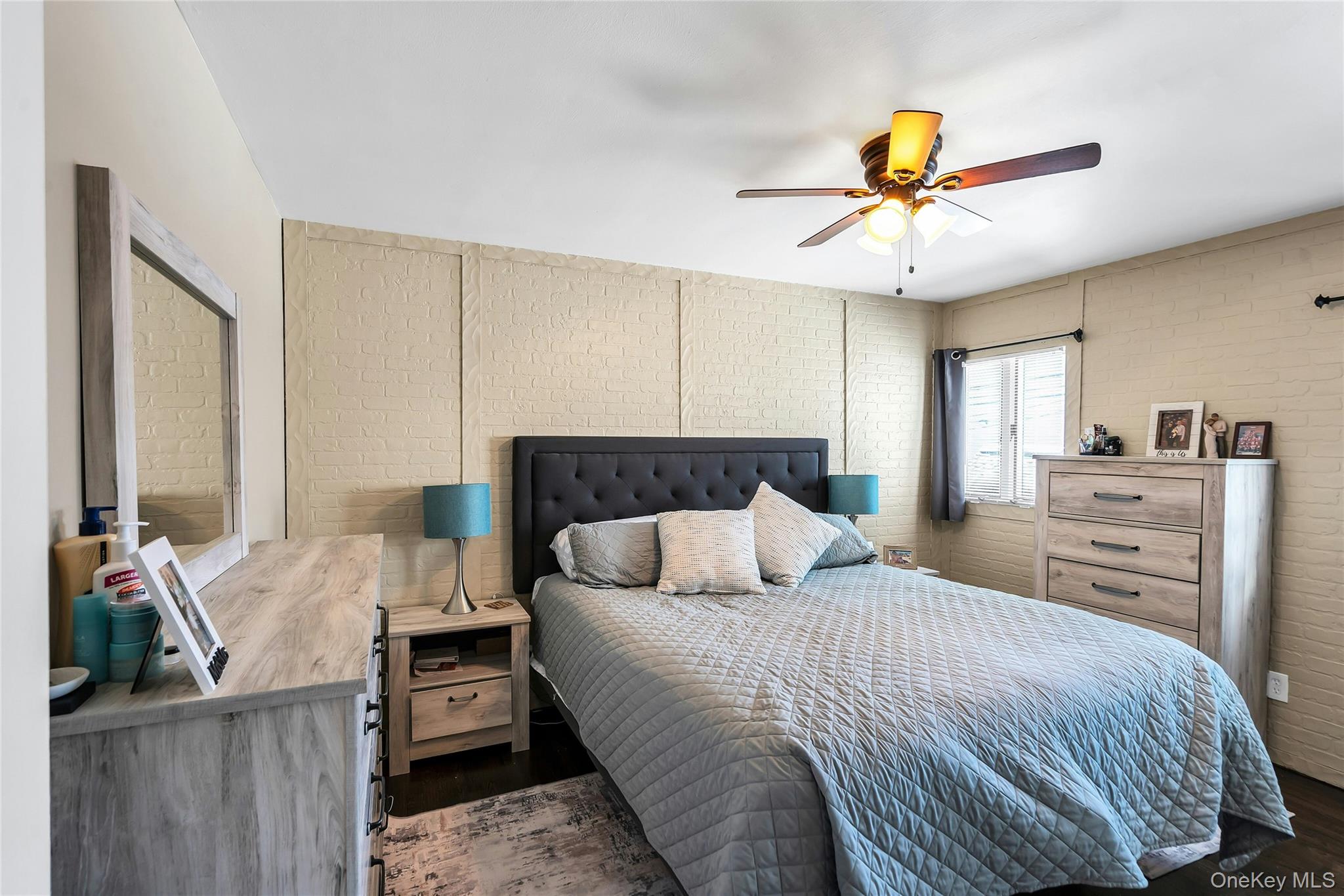 #16 photo, 53 Calvert Avenue, Commack , NY 11725