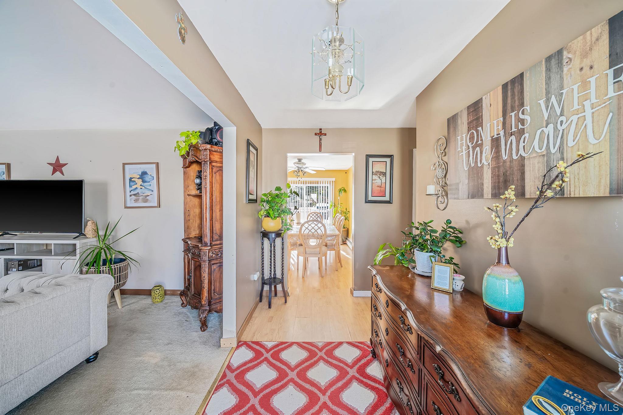 #5 photo, 118 Moriches Avenue, सफ़ोक काउंटी Mastic , NY 11950