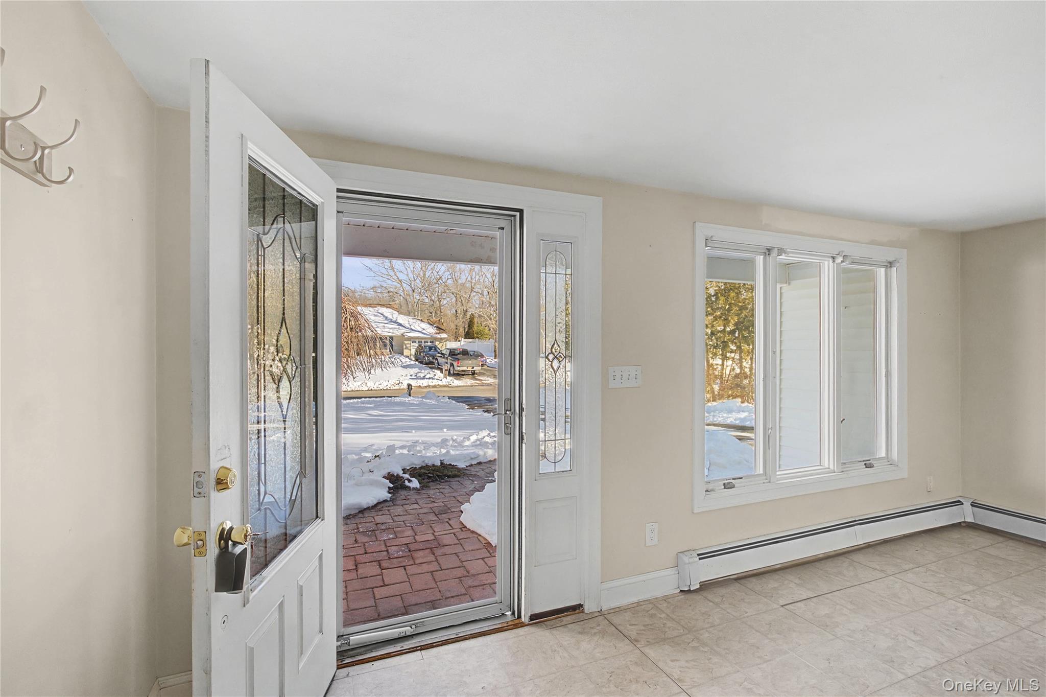 #6 photo, 18 Woodbrook Drive, Ridge , NY 11961