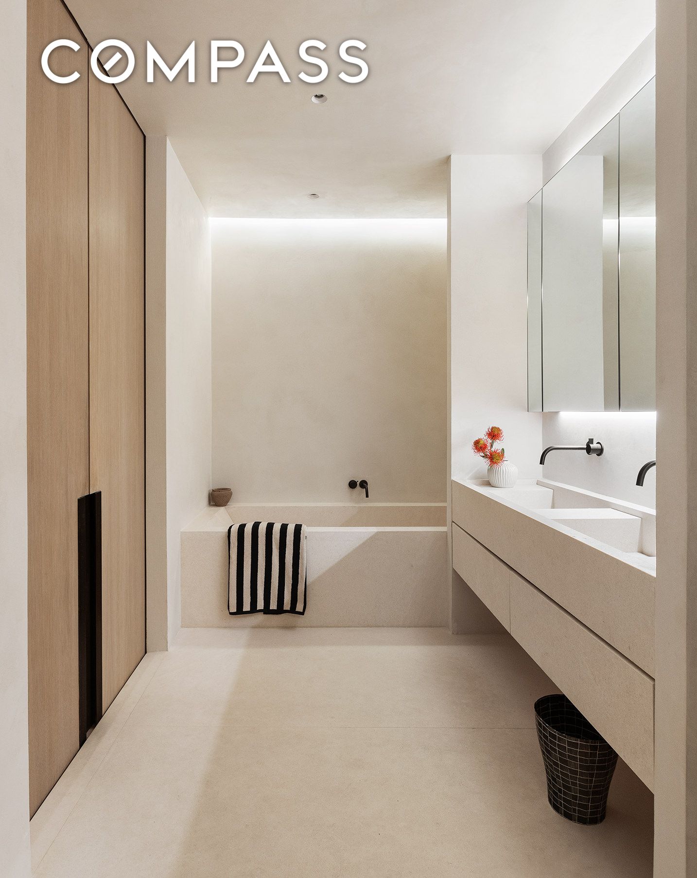 #14 photo, 415 Washington Street, Tribeca , NY 10013